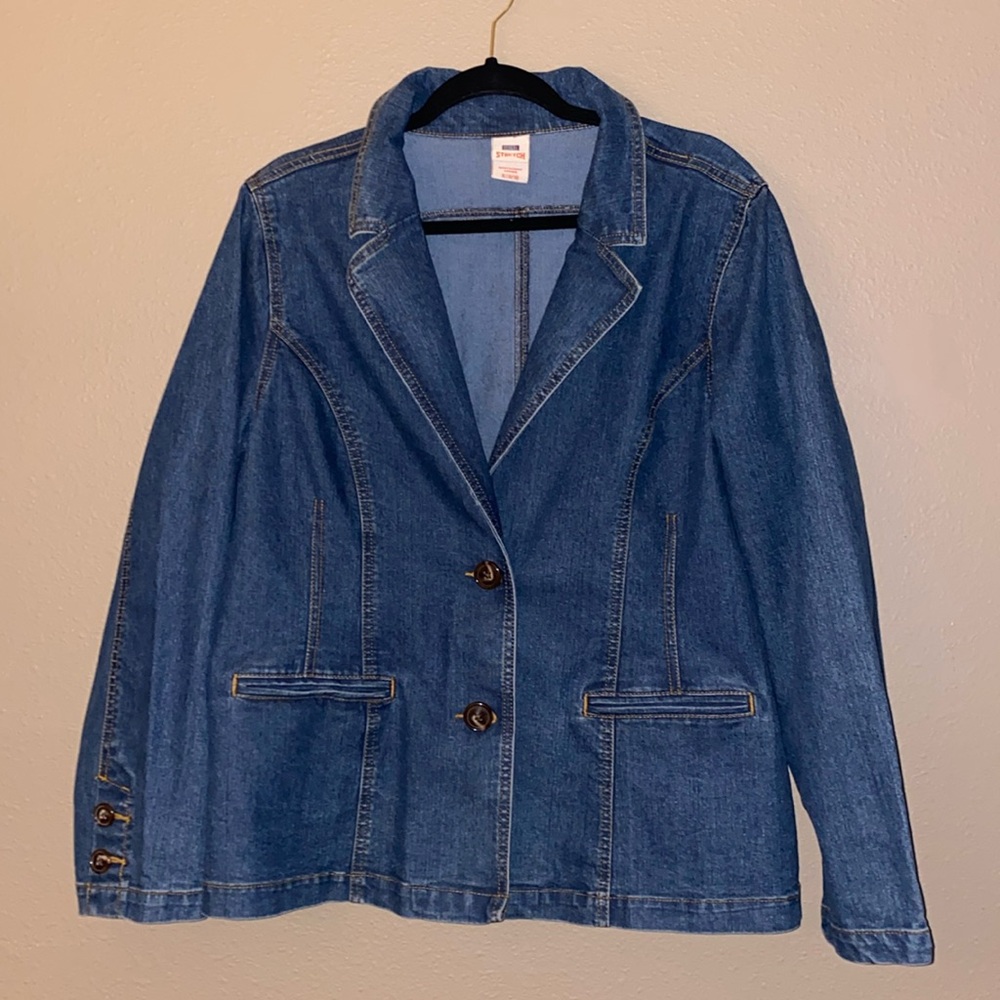 Women's stretch Denim jacket medium wash XL (16/18)